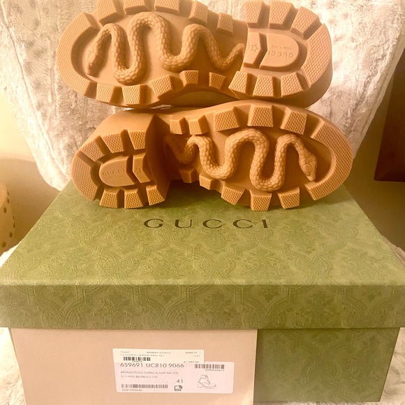 Gucci Apollo GG Supreme Boots Samoa Quilted White Leather Upper. - Picture 9 of 11